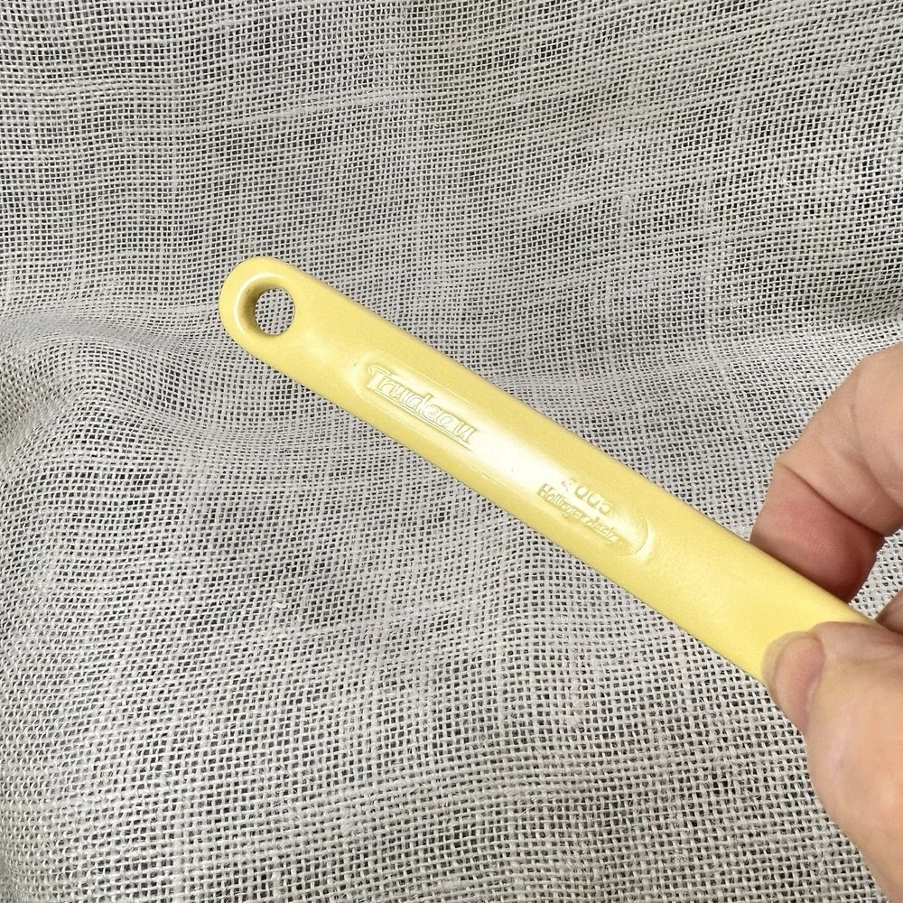 Vintage Trudeau Yellow Pasta‎ Server Spaghetti Spoon Mid Cent 4005 Kitchen 1970s
